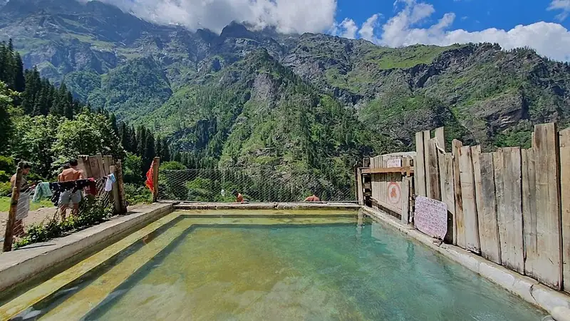 Kheerganga Hot Spring