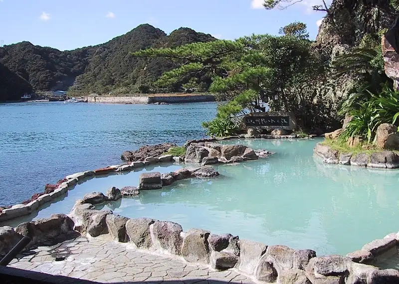 足湯「滝乃湯」