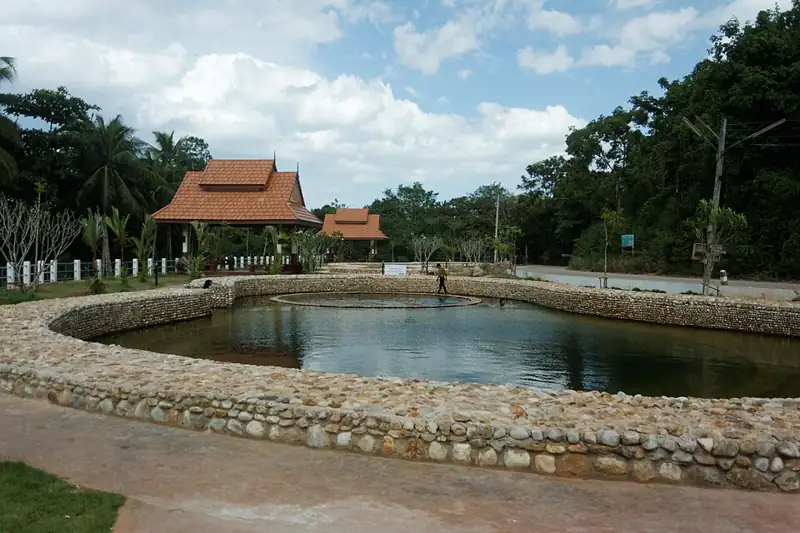 Ban Pak Dan Hot Spring
